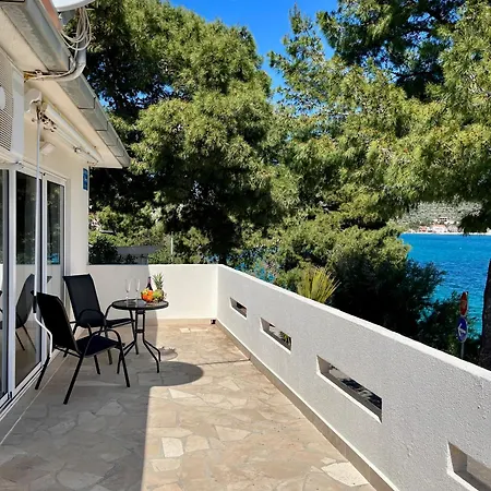 Bronislovas Apartment *